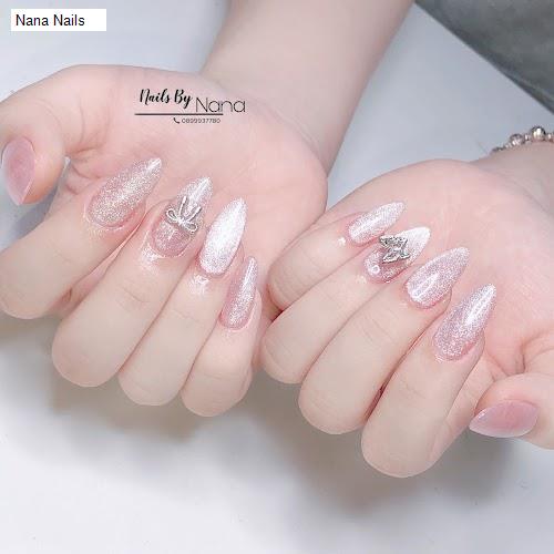 Nana Nails
